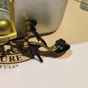 Juicy Couture charm black evening shoe